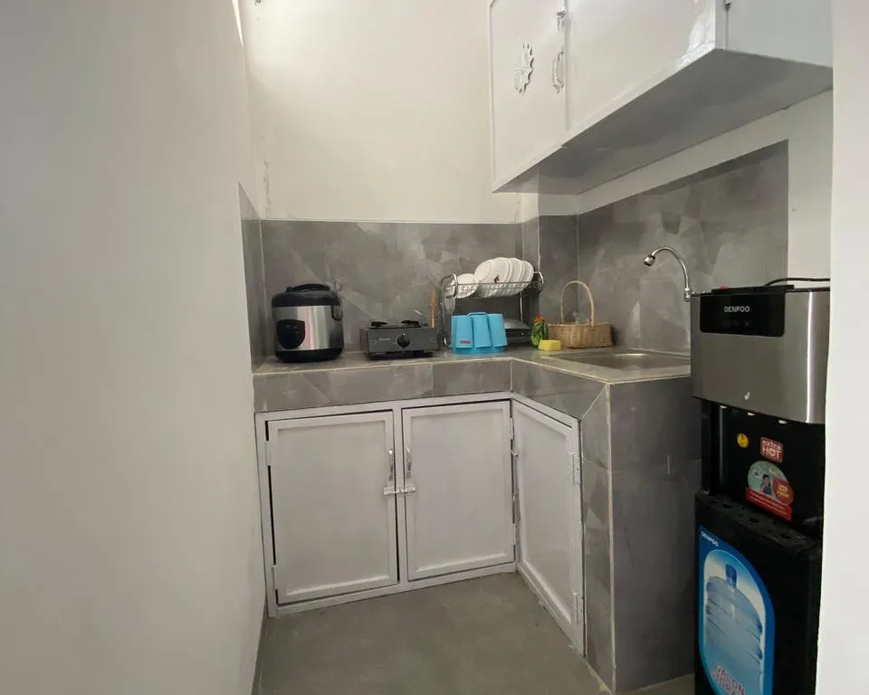 Dapur bersama yang bersih untuk memasak sehari-hari